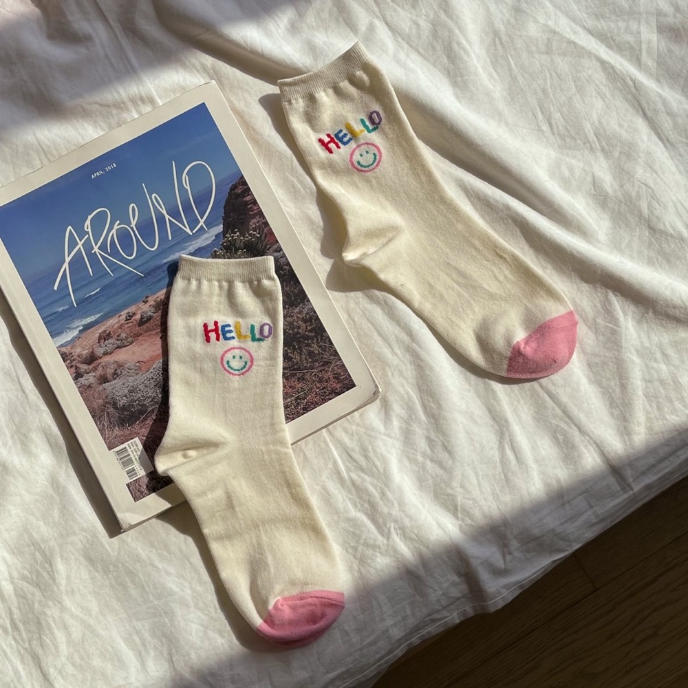 Hello Smiley Socks - Picture 3 of 11